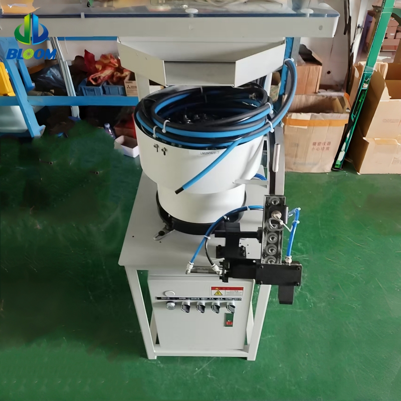 Automatic Nut Feeder Fits M5/M6/M8/M10/M12 Square Nuts & Flange Nuts - Image 2